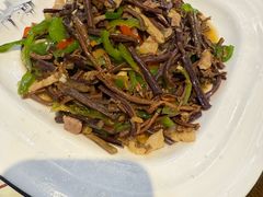 -缘来聚·徽菜名店(黄山宏村店)
