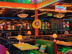 -Famous肥猫墨西哥音乐餐吧(五棵松华熙LIVE店)