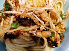 鸡丝凉面-胡马八破·川菜小馆(高新万达店)