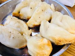 -黄阿姨锅贴大王(万航渡路店)