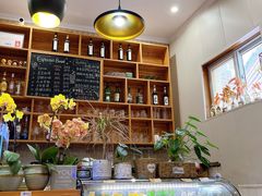 -Rabbit Cafe私房西餐甜点咖啡(栖霞路店)