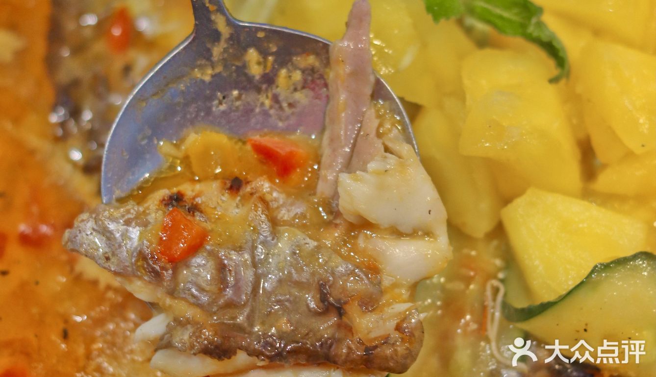 黄金菠萝烤鱼‼️夏日酸甜！炸裂了💫