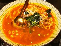 酸汤羊杂-丝路金桃·新疆菜(徐汇店)