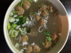 -何胖子丸子汤(南海街店)