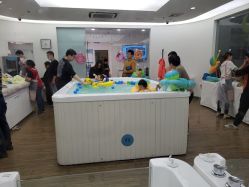 -爱婴室(上海浦建路店)