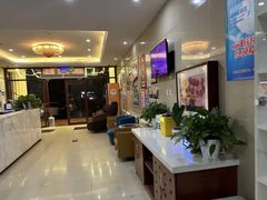-明华泰康酒店(北京万丰路七里庄地铁站店)