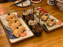 大满足火炙三文鱼寿司-桃太郎创作料理(大坪店)