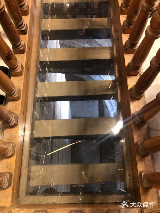 悬空教堂图片
