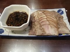 三少酱肘子-娄三少·老北京春饼烤鸭家常菜(方庄店)