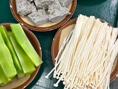 -扎起市井老火锅(乐山总店)