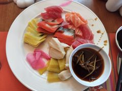 -岷山饭店-芝芝自助餐厅