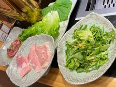 -臻牛烤肉