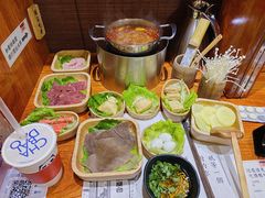 -独食火锅·半米屋台(直营总店)