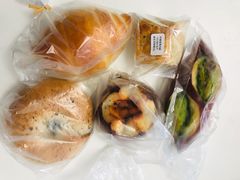 -沁屋面包店(人民东路店)