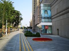 -王府井百货熙地港店