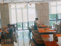 -厦门海沧正元希尔顿逸林酒店開全日餐厅
