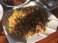 -喝丢一只鞋海鲜烧烤·海肠捞饭(文体街店)