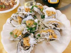蒜蓉蒸生蚝-明记海鲜美食老字号(明记总店)