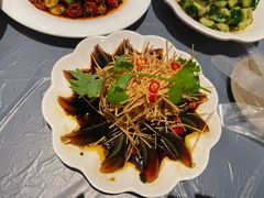 -肥肥虾庄·金牌油焖大虾(杨园滨江时代walk店)