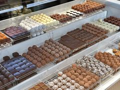 -Laderach 莱德拉(上海环贸iapm店)