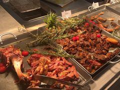 -飨食汇全日制餐厅·昆山皇冠假日酒店(九方店)