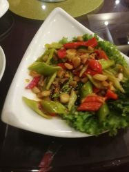 -鑫淼餐饮娱乐中心(江东街店)