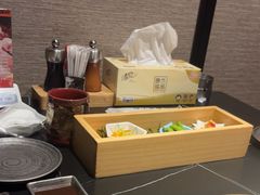 -山川小町·极番烧肉(新地假日广场店)