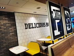 用餐区-麦当劳(保利若比邻店)