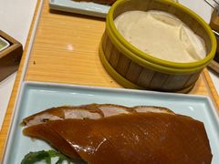 明湖烤鸭-鹊华居·地道鲁菜·海鲜·融合味(大明湖店)