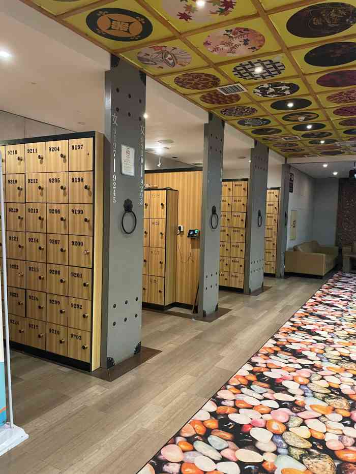 四季汤泉洗浴-"团购了两张券来洗汗蒸这家我还是挺喜欢的.