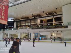 -冰纷万象滑冰场(深圳万象城店)