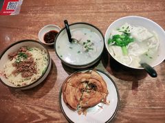 -谭师爷龙抄手(白下路店)