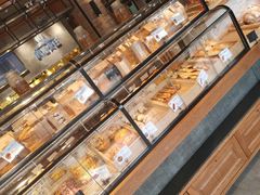 面包甜点陈列柜-酵種麦田(山师店)