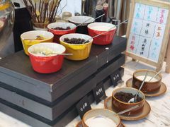 自助调料区-菲住布渴酒店自助餐厅(阿里巴巴西溪园区店)