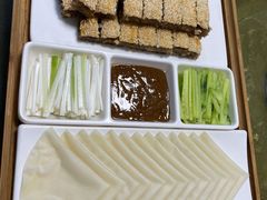 香酥鸭-祥云精致湘菜馆(东1时区店)
