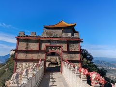 -鸡鸣山旅游风景区