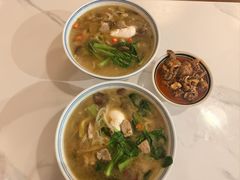 -邱芳粉店(迎宾大道旗舰店)