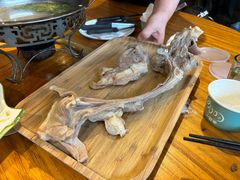 -一群羊手扒肉·火锅·早茶(远东公寓店)