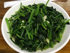 -芦茨金富饭庄·25年老字号·专做稻草鸡