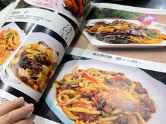-乡村馕坑肉·烧烤·新疆菜·本地人更爱吃(阿勒泰首店)