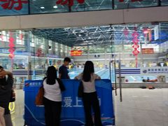 -奥冠体育华师附中恒温游泳馆