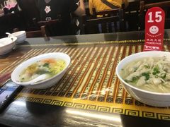 -长人馄饨铺(解放街店)