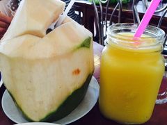 -Dang restaurant (patong phuket)