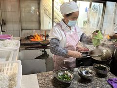 -正宗杨记普洱酸醋米线(总店)