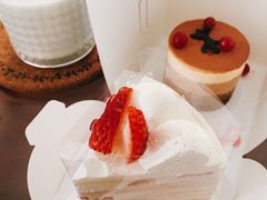 草莓千层-安上烘焙 ENCHANTE(世纪汇店)