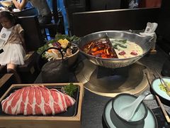 -湊湊火锅·茶憩(新中关购物中心店)