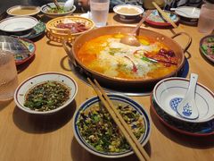 -洱火云南酸菜牛肉火锅(石景山当代商城店)