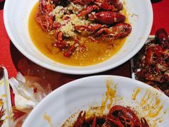 -龙巢盱眙龙虾·牛蛙·烧烤宵夜(八卦岭店)