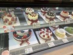 -花花卷卷·鲜食蛋糕(静安久光百货店)