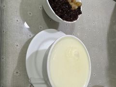 鹰嘴豆黑糯米双拼-老周记顺德双皮奶
